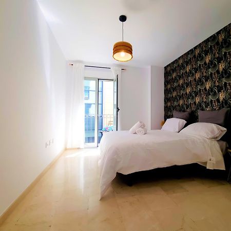 Charlot Center Apartment I Аликанте Экстерьер фото